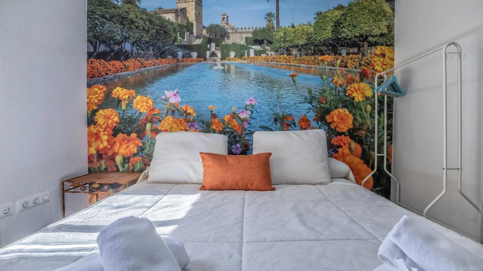 Apartamento Esmeralda & Centro & Parking Cordoba Spain
