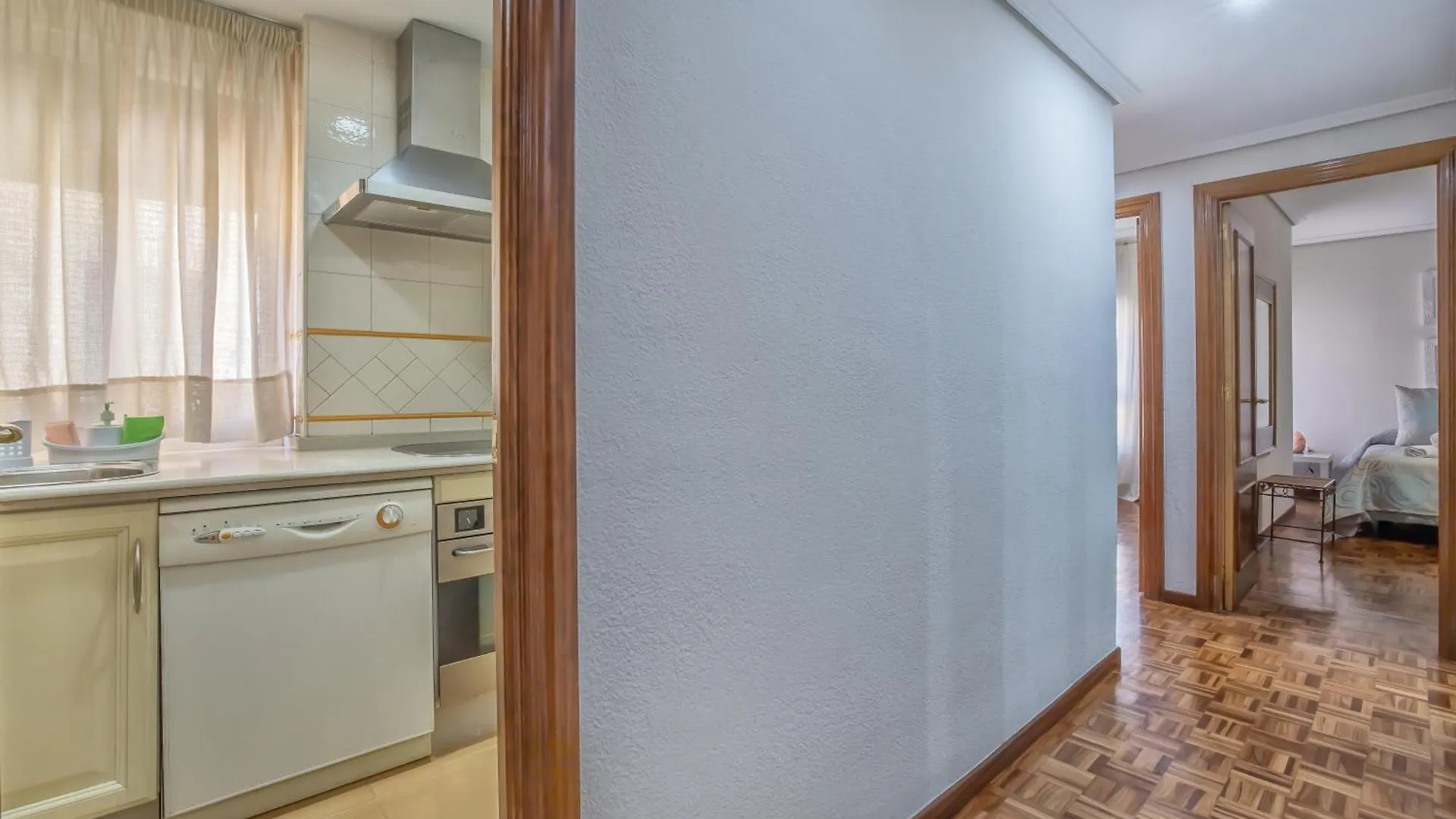 Apartamento Esmeralda & Centro & Parking Cordoba 0*,  Spain